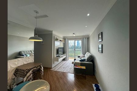 Apartamento para alugar com 3 quartos, 67m² em Jardim Tupanci, Barueri