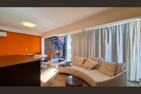 Apartamento à venda com 80m², 1 quarto e 2 vagas Apartamento à venda com 80m², 1 quarto e 2 vagasSala e Cozinha