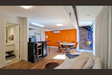 Apartamento à venda com 80m², 1 quarto e 2 vagas Apartamento à venda com 80m², 1 quarto e 2 vagasSala e Cozinha