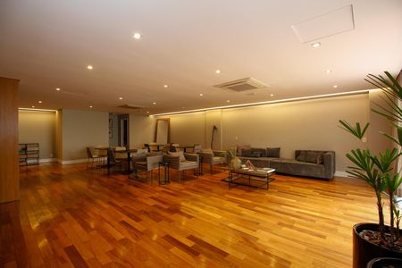 Apartamento à venda com 80m², 1 quarto e 2 vagas Apartamento à venda com 80m², 1 quarto e 2 vagasÁrea Comum - Salão de Festas