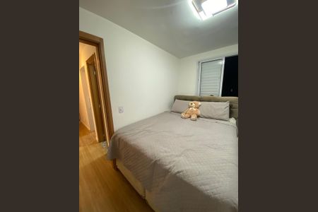 Quarto 2 de apartamento para alugar com 2 quartos, 44m² em Jardim Iris, São Paulo