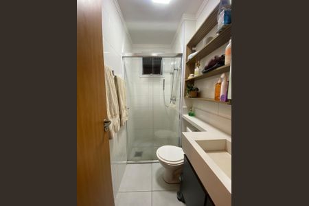 Banheiro de apartamento para alugar com 2 quartos, 44m² em Jardim Iris, São Paulo
