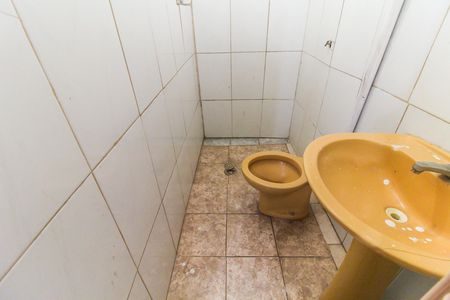 Casa à venda com 125m², 4 quartos e 2 vagasBanheiro - Casa 2