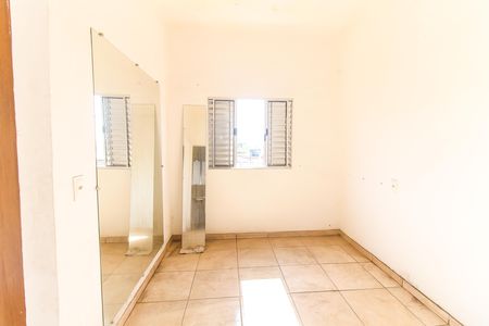 Casa à venda com 125m², 4 quartos e 2 vagasSala - Casa 4