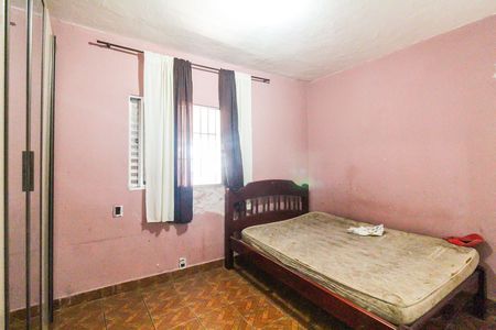 Casa à venda com 125m², 4 quartos e 2 vagasQuarto - Casa 1