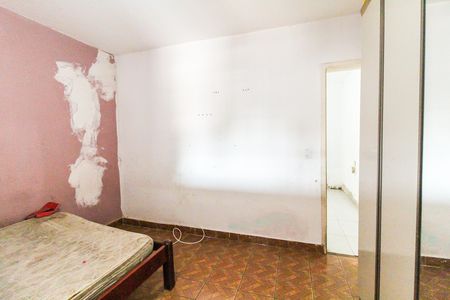 Casa à venda com 125m², 4 quartos e 2 vagasQuarto - Casa 1