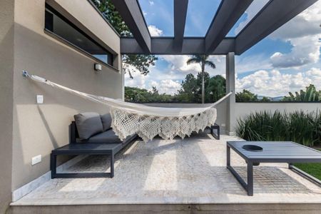 Casa de condomínio à venda com 573m², 4 quartos e 6 vagas Casa de condomínio à venda com 573m², 4 quartos e 6 vagasFoto 38