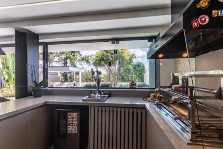 Casa de condomínio à venda com 573m², 4 quartos e 6 vagas Casa de condomínio à venda com 573m², 4 quartos e 6 vagasFoto 08
