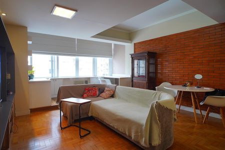 Apartamento à venda com 90m², 2 quartos e 1 vaga Apartamento à venda com 90m², 2 quartos e 1 vagaSala