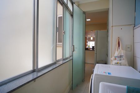 Apartamento à venda com 90m², 2 quartos e 1 vaga Apartamento à venda com 90m², 2 quartos e 1 vagaÁrea de serviço