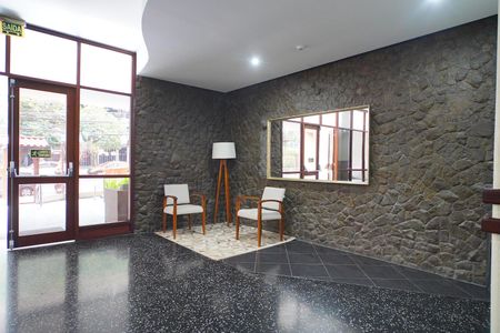 Apartamento à venda com 90m², 2 quartos e 1 vaga Apartamento à venda com 90m², 2 quartos e 1 vagaHall de entrada