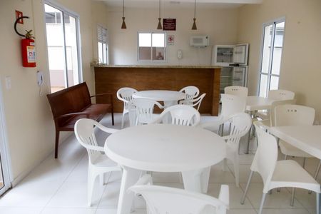 Apartamento à venda com 58m², 2 quartos e 1 vaga Apartamento à venda com 58m², 2 quartos e 1 vagaÁrea comum - Salão de festas