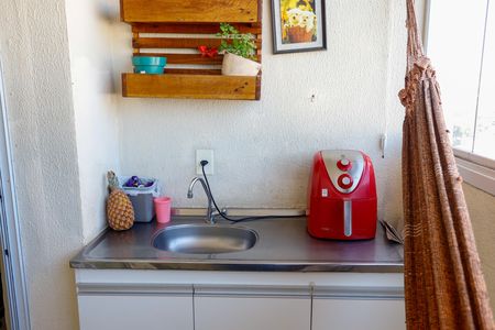 Sacada de apartamento à venda com 2 quartos, 58m² em Conceicao, Osasco