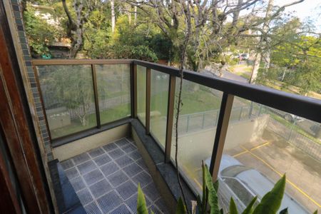 Apartamento à venda com 126m², 3 quartos e 2 vagas Apartamento à venda com 126m², 3 quartos e 2 vagasSacada da suíte