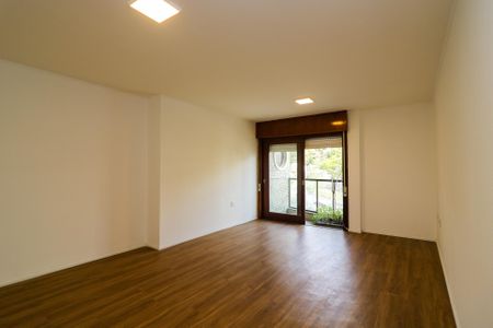Apartamento à venda com 126m², 3 quartos e 2 vagas Apartamento à venda com 126m², 3 quartos e 2 vagasSala