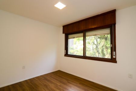 Apartamento à venda com 126m², 3 quartos e 2 vagas Apartamento à venda com 126m², 3 quartos e 2 vagasQuarto 1