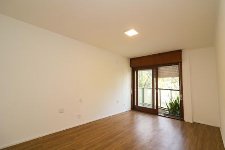 Apartamento à venda com 126m², 3 quartos e 2 vagas Apartamento à venda com 126m², 3 quartos e 2 vagasQuarto Suíte
