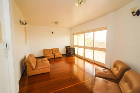 Apartamento à venda com 126m², 3 quartos e 2 vagas Apartamento à venda com 126m², 3 quartos e 2 vagasÁrea comum - Salão de festas
