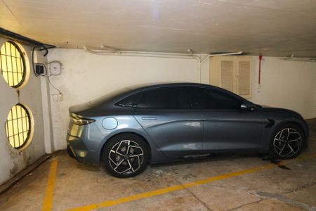Apartamento à venda com 126m², 3 quartos e 2 vagas Apartamento à venda com 126m², 3 quartos e 2 vagasGaragem 1