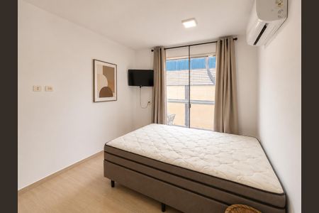 Apartamento à venda com 36m², 1 quarto e 1 vaga Apartamento à venda com 36m², 1 quarto e 1 vagaStudio