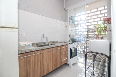 Cozinha de apartamento para alugar com 1 quarto, 48m² em Bom Retiro, São Paulo