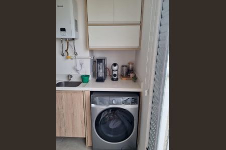 Apartamento à venda com 42m², 2 quartos e 1 vaga Apartamento à venda com 42m², 2 quartos e 1 vagaÁrea de Serviço