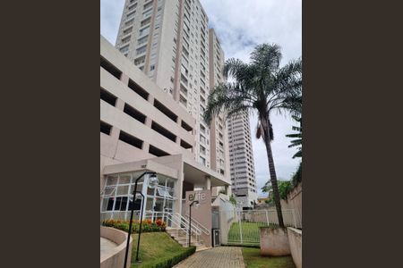 Apartamento à venda com 42m², 2 quartos e 1 vaga Apartamento à venda com 42m², 2 quartos e 1 vagaFachada