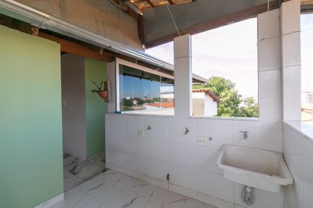 Casa para alugar com 150m², 3 quartos e 2 vagas