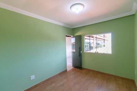 Casa para alugar com 150m², 3 quartos e 2 vagas