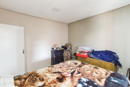 Quarto 1 de casa à venda com 3 quartos, 180m² em Guajuviras, Canoas