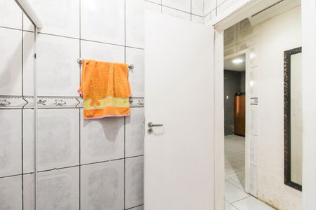 Casa à venda com 180m², 3 quartos e 10 vagas Casa à venda com 180m², 3 quartos e 10 vagasBanheiro