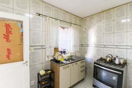 Casa à venda com 180m², 3 quartos e 10 vagas Casa à venda com 180m², 3 quartos e 10 vagasCozinha