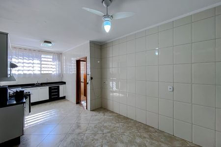 Cozinha de casa à venda com 3 quartos, 220m² em Vila Invernada, São Paulo
