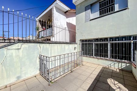 Varanda de casa à venda com 3 quartos, 220m² em Vila Invernada, São Paulo