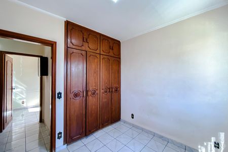 Quarto 3 de casa à venda com 3 quartos, 220m² em Vila Invernada, São Paulo