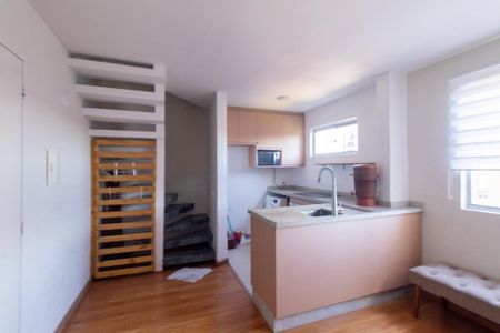Sala/Cozinha de kitnet/studio para alugar com 1 quarto, 23m² em Novo Mundo, Curitiba