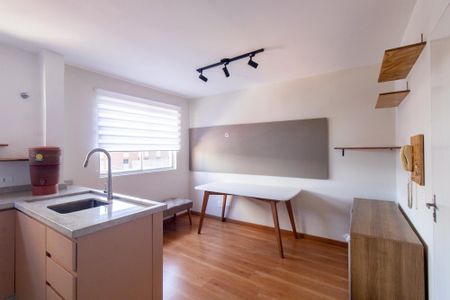 Kitnet/Studio para alugar com 1 quarto, 23m² em Novo Mundo, Curitiba
