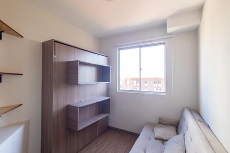 Quarto 1 de kitnet/studio para alugar com 1 quarto, 23m² em Novo Mundo, Curitiba