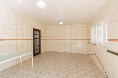 Casa para alugar com 4 quartos, 281m² em Fátima, Canoas