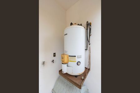 Casa para alugar com 4 quartos, 281m² em Fátima, Canoas