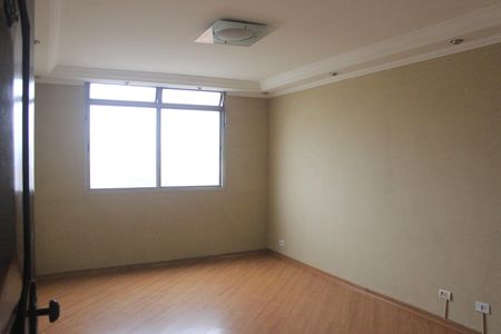 Sala  de apartamento para alugar com 2 quartos, 65m² em Vila das Palmeiras, Guarulhos