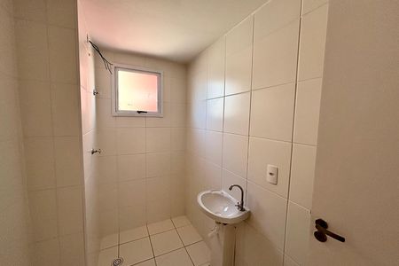 Apartamento para alugar com 48m², 2 quartos e sem vagaBanheiro