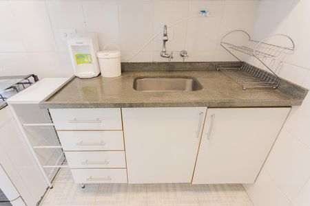 Cozinha de apartamento para alugar com 1 quarto, 41m² em Vila Madalena, São Paulo