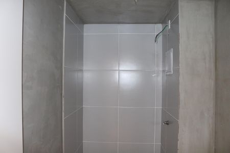 Banheiro de kitnet/studio à venda com 1 quarto, 25m² em Barra Funda, São Paulo