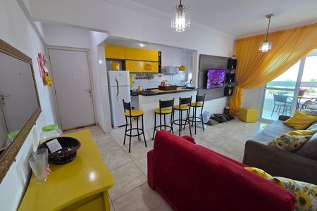 Sala de apartamento para alugar com 2 quartos, 67m² em Guilhermina, Praia Grande