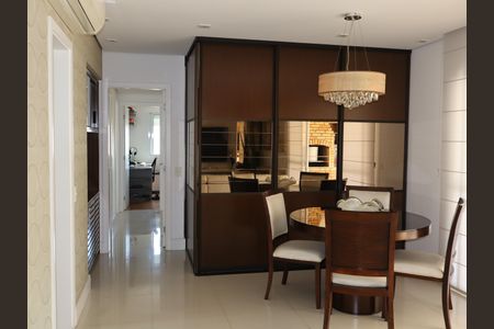 Apartamento à venda com 130m², 3 quartos e 2 vagasEscritório