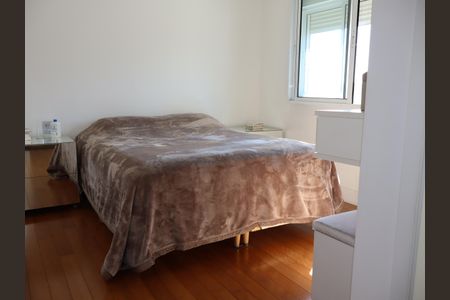 Apartamento à venda com 130m², 3 quartos e 2 vagasSuíte