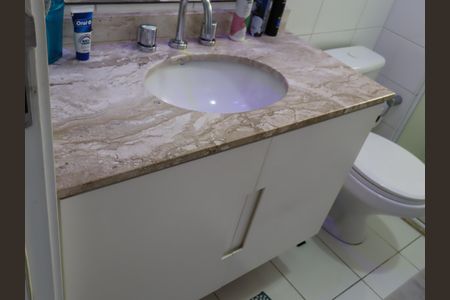 Apartamento à venda com 130m², 3 quartos e 2 vagasBanheiro Social