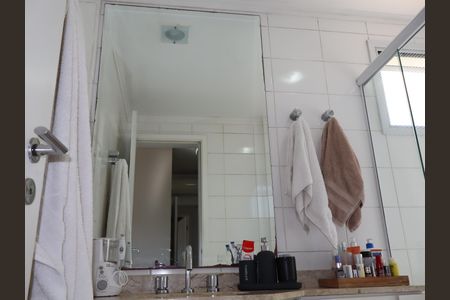 Apartamento à venda com 130m², 3 quartos e 2 vagasBanheiro suíte