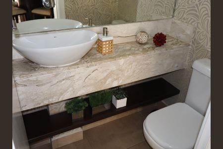 Apartamento à venda com 130m², 3 quartos e 2 vagasLavabo